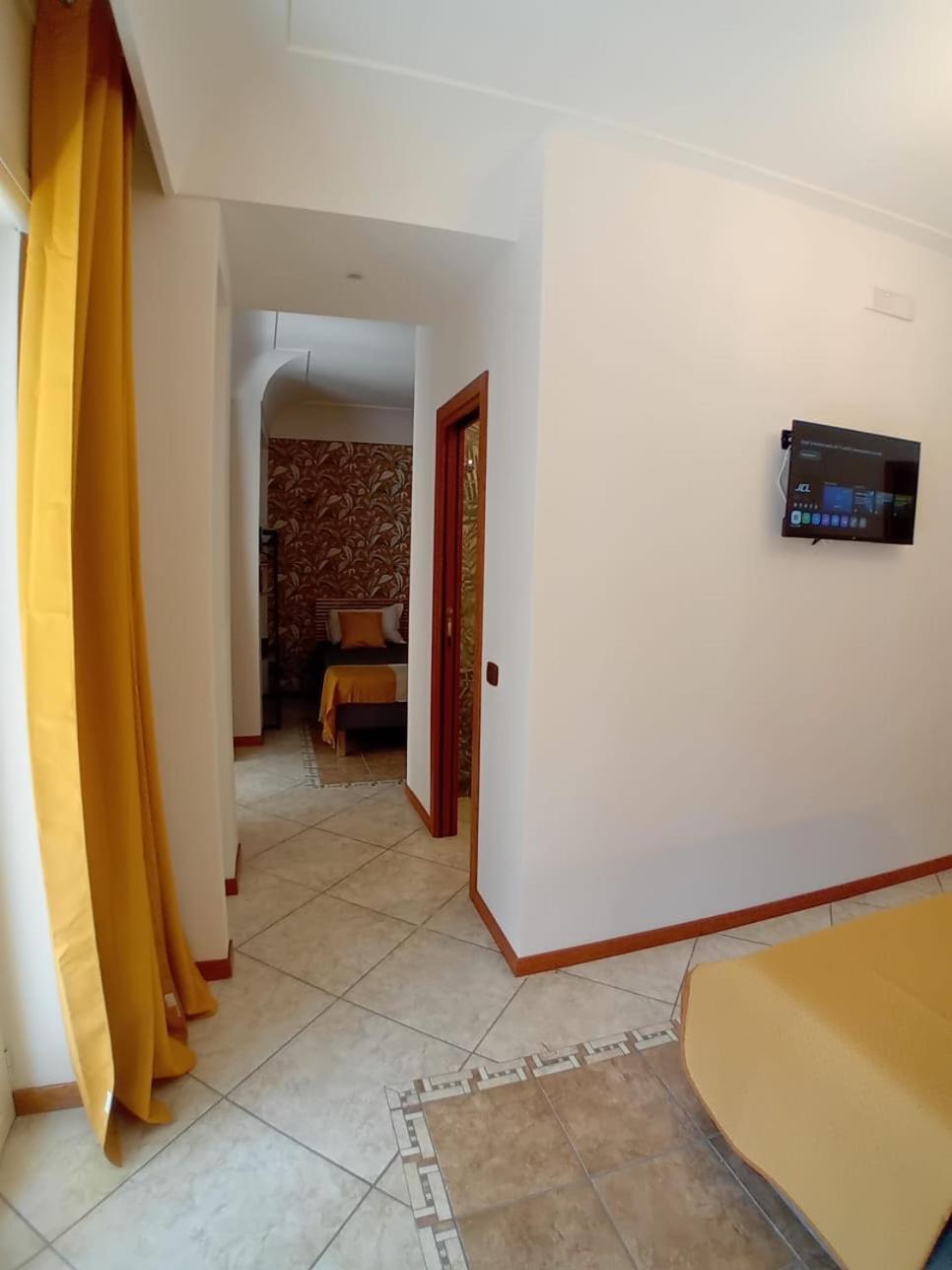 Hotel Reginella House à Naples Extérieur photo