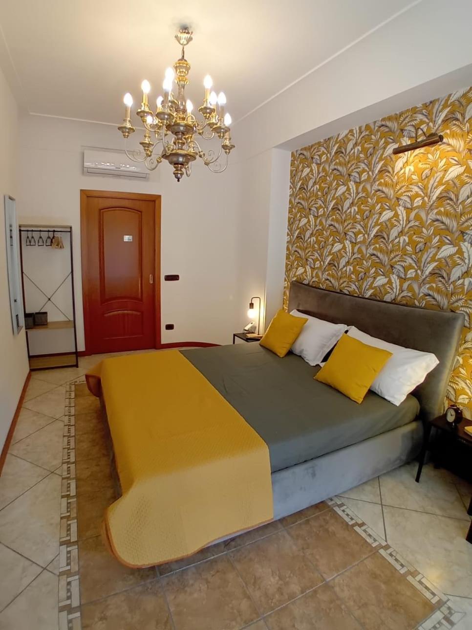 Hotel Reginella House à Naples Extérieur photo