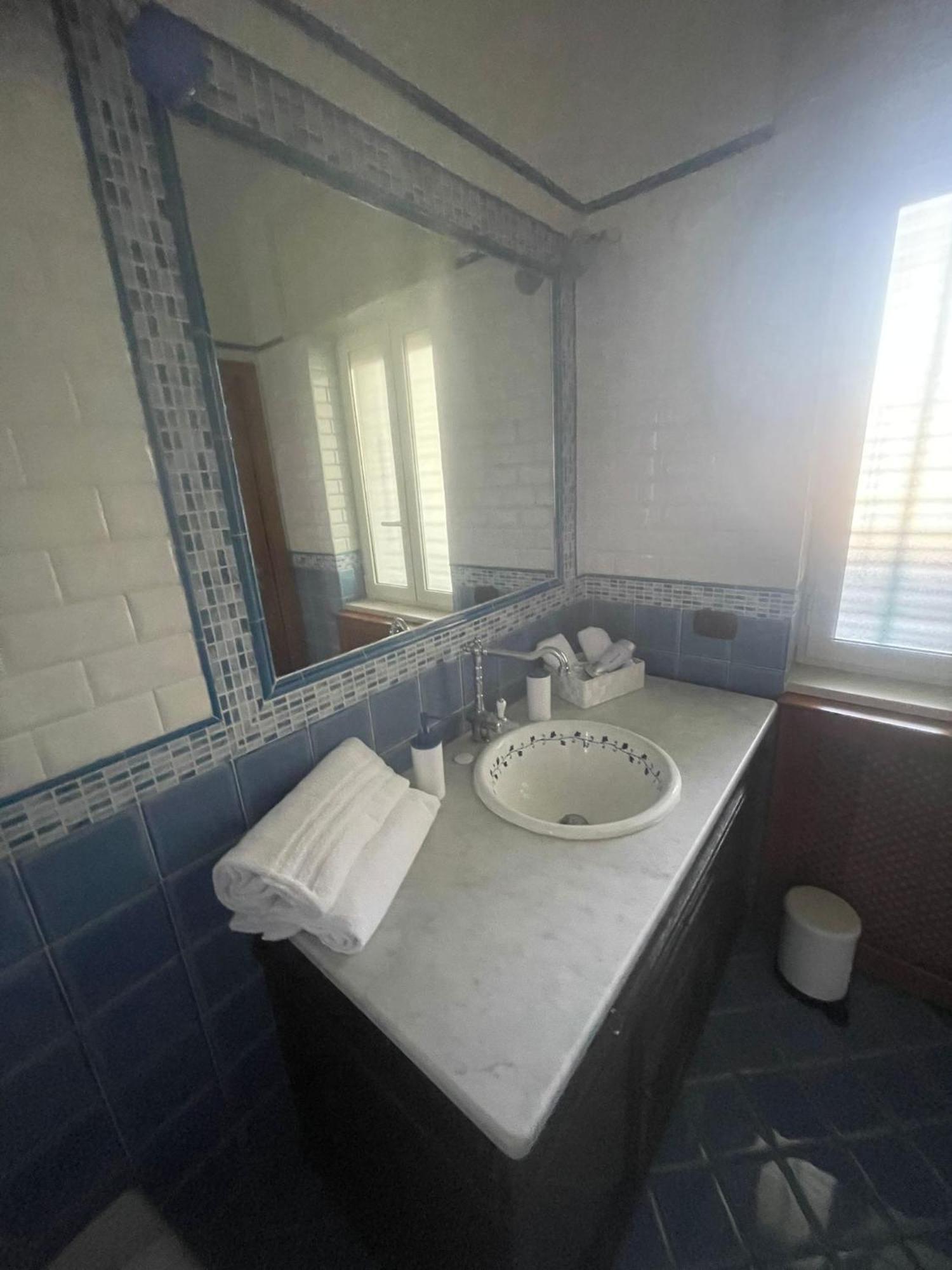 Hotel Reginella House à Naples Extérieur photo